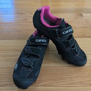 Giro Women's Riela Mountain Bike Shoe - Black/Rhodamine-Red - 42